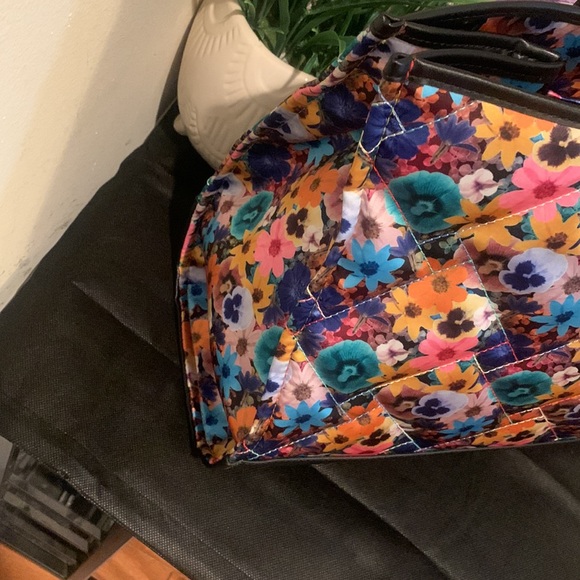 Kurt Geiger London Recycled Quilted Shopper Bag - Picture 10 of 16